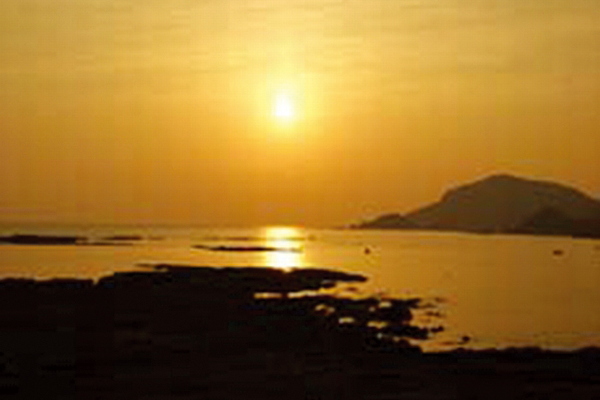 魚貫・黒石の夕陽まで3分